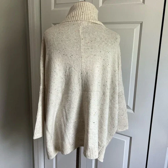 LOFT White Flecked Pocket Poncho Sweater - Picture 5 of 10